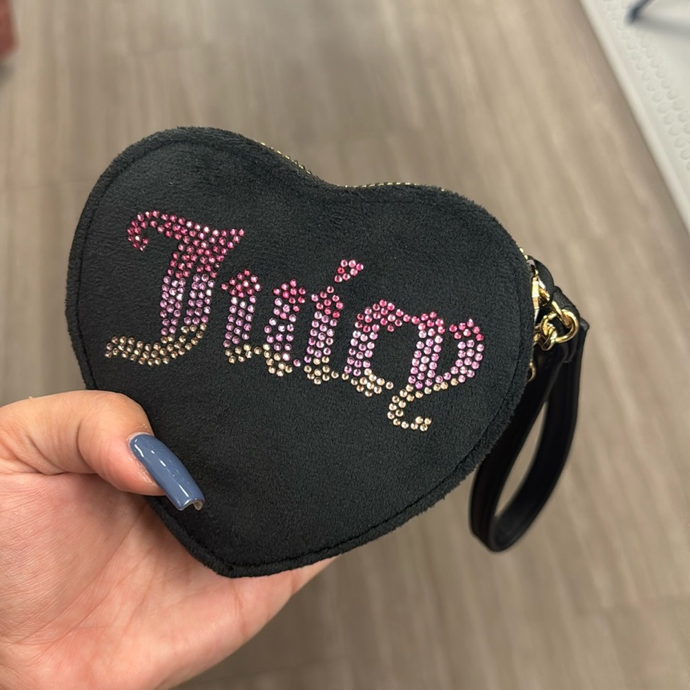 Juicy couture be classic heart zip around coin, wallet black liquorice
